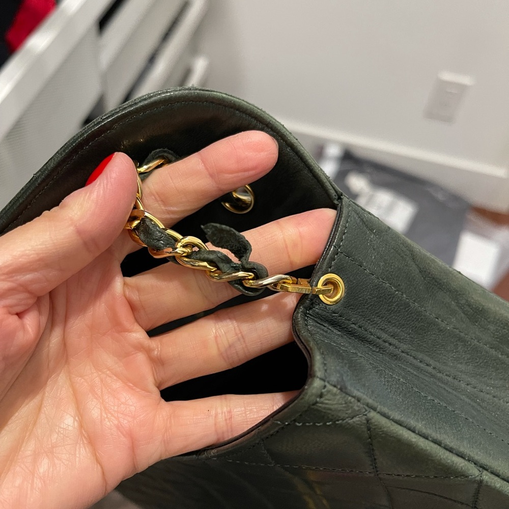 Authentic RARE Vintage Chanel Forest Green Bag - Picture 14 of 15